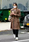 Jednostavnim i praktičnim outfitima Katie je oduševila modne znalce