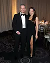 Matt Damon oduševio je obožavatelje novim izgledom, a jednako zanosno izgledala je i njegova supruga
