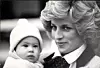 Princ Harry s majkom 1985.