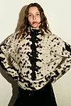 H&M pulover s kravljim printom (85,99 eura)
