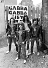 Originalna postava grupe The Ramones - Johnny, Tommy, Joey i Dee Dee Ramone