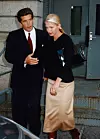 Carolyn Bessette Kennedy s Prada tote torbom