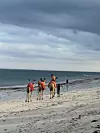 Turistima se na dugačkoj rajskoj plaži Diani nedaleko od Mombase nudi i jahanje na devama
