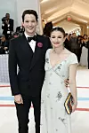 Nick Brown i Chloe Malle