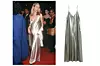 Gwyneth Paltrow u minimalističkom looku/ slip metalizirana haljina Mango (449,90 kn)