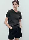 Pamučna majica s V izrezom - prije 15,99 eura, sada 6,99 eura