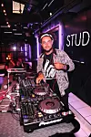 Connor Cruise snimljen u noćnom klubu u Chicagu kao DJ