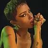 Zoë Kravitz za Yves Saint Laurent.