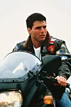 Tom Cruise u kultnoj pilotskoj jakni u prvom filmu 'Top Gun'
