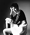 Pjevačica i glumica Liza Minnelli odjevena u kreaciju dizajnera Gina Charlesa 1968. godine, kad je imala 22 godine