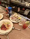Jedna od delicija u kojima je uživala bile su svježe kamenice