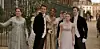 Ruth Gemmell, Hannah Dodd i Jonathan Bailey u elegantnim kostimima s glumačkom postavom Bridgertona na ulici