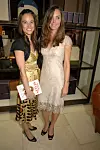 Kate kao studentica sa sestrom Pippom Middleton.