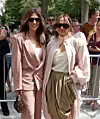 Jennifer i Lynda Lopez uživaju na pariškom tjednu mode