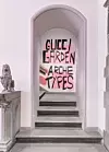Grafiti su korišteni u kampanji Pre Fall 2018. posvećenoj nemirima '68.