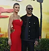 S drugom suprugom Paige Butche na premijeri nastavka filma ‘Policajac iz Beverly Hillsa: Axel F‘ u lipnju 2024., Los Angeles