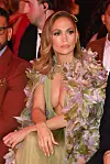 Jennifer Lopez reviju Elieja Saaba na pariškom Tjednu visoke mode pratila je iz prvog reda
