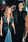 S bratom Christopherom Cicconeom na dodjeli nagrada Oscar 1998.