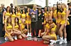 Kad je kupio Lakerse, osnovao je i Laker Girls - s kojima je u poluvremenima plesala kasnije slavna pjevačica Paula Abdul