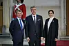 Danska kraljica odabrala je crno-bijelu kombinaciju za svečanu večeru