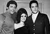 Tom Jones s Elvisom Presleyjem i njegovom ženom Priscillom Presley.