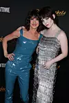 Glumice Juliette Lewis i Sophie Thatcher na premijeri prve sezone TV serijala ‘Yellowjackets‘ 2021.