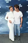 Yvonne Strahovski i Tim Loden roditelji su dvojice sinova