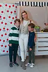 Anja Alavanja Viljevac sa sinovima.