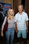 Sienna Miller s ocem na njujorškoj premijeri ‘The Irishmana‘ 2019.