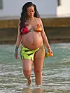 Rihanna je jako vezana za Barbados te želi odgojiti svoje dijete daleko od svijeta showbusinessa.