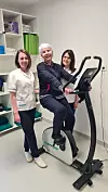 Prihvatila sam rehabilitaciju kao nešto što se mora odraditi, ustrajno. Radoholičarka sam pa sam i sve vježbe odrađivala s punom snagom, a uz to sam nastojala i pisati, kaže Kosor kojoj su podrška bile Marija i Nina koje spominje u svojoj knjizi