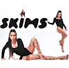 Kim reklamira svoje najnovije proizvode, a na temu razvoda javno se još nije očitovala. Možda je i to dio taktike za privlačenje gledatelja uoči posljednje sezone showa 'Keeping Up With the Kardashians'.