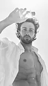 Giorgio Armani najavio je da će Aaron Taylor-Johnson zauzeti mjesto ambasadora Acqua di Giò mirisa