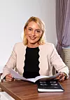 Ivana Mrkonjić, članica je Uprave Hrvatske pošte gdje je došla 2017. godine
