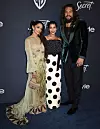 Jason Moma i Lisa Bonet sa Zoe Kravitz, kćeri iz prvog braka, na dodjeli Zlatnih globusa 2020.