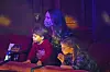 Louis i Charlotte napeto su pratili pantomimu na pozornici