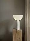 Kizu stolna lampa