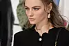 Elegantan look sa smeđim sjenilom i sjajilom na usnama na reviji kuće Chanel