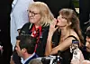 Vatrene navijačice Donna Kelce i Taylor Swift