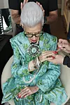 H&M najavio kolekciju s velikom modnom ikonom - Iris Apfel
