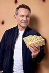 Christian Slater, unfrosted