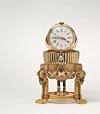 Čuvena Fabergeova jaja: treće carsko jaje, iz 1884., izrađeno je od zlata, safira i dijamanata i u sebi krije sat Vacheron Constantin.