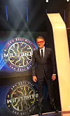 Tarik Flipović i njegove crvene naočale.
