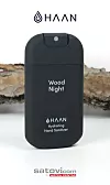 Promo Wood Night karakterizira miris tamne cedrovine isprepletene borovinom i mokrom zemljanom podlogom.