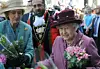 Kraljica Elizabeta i Lady Diana Farnham