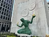 Spirit of Detroit kip i znak grada