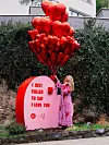 S vremenom su joj se i drugi ljudi počeli slati fotografije srca koja su uočili oko sebe