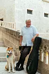 'U predgovoru za moju biografiju Robert Bubalo piše: ‘Ibrica je najmlađi 80-godišnjak.‘ Time je, mislim, sve rečeno', smije se dubrovački umjetnik