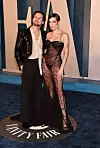 Halsey i Alev Aydin na Vanity Fair zabavi