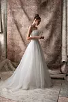 Svi modeli iz kolekcije mogu se isprobati u eNVy room showroomu u Vlaškoj ulici 68 u Zagrebu uz prethodnu rezervaciju termin na broj 0992322939. eNVy room možete pratiti putem službene Internet stranice www.envyroom.com, preko Facebook profila ili na Instagramu.